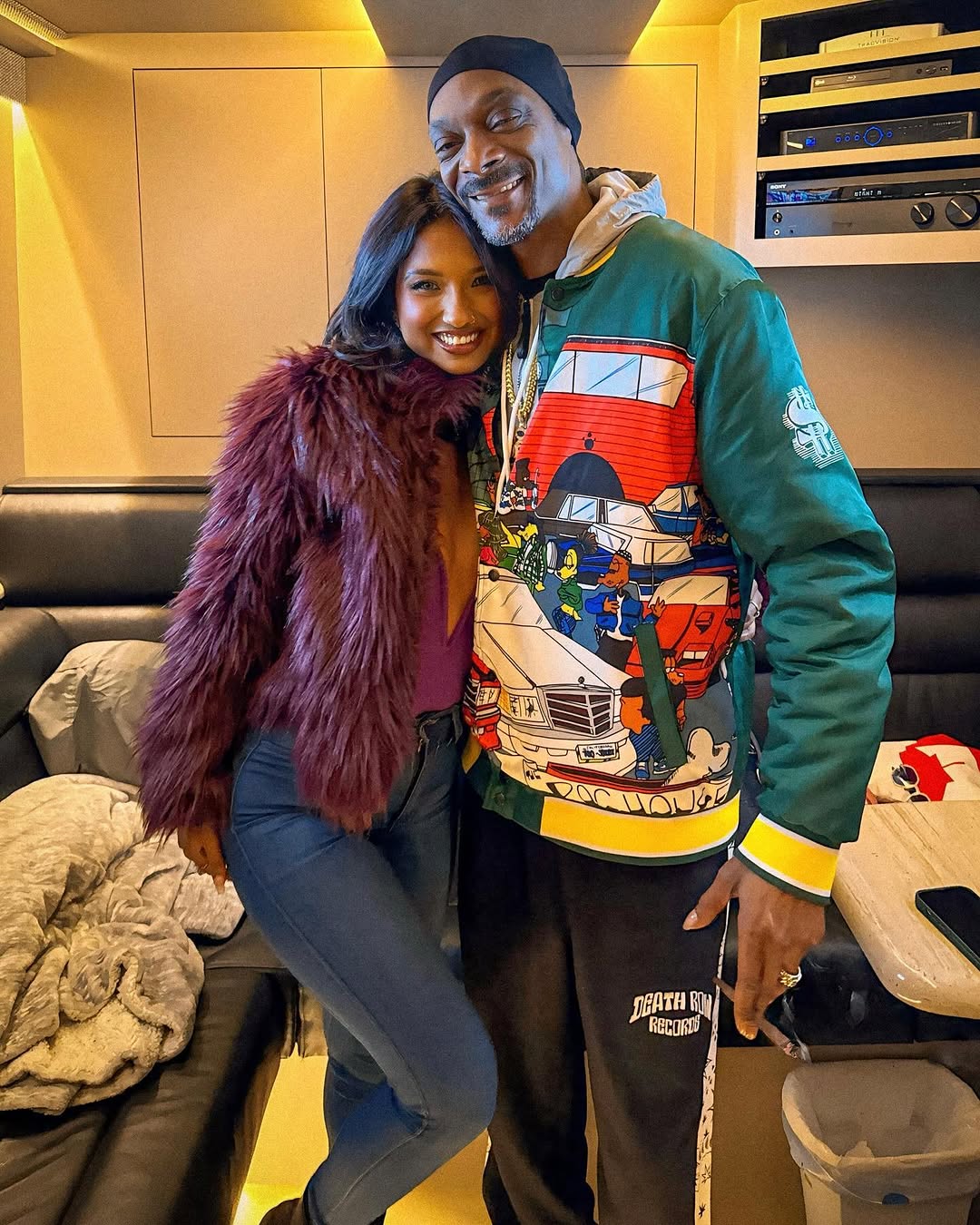 Ruchika backstage with Snoop Dogg
